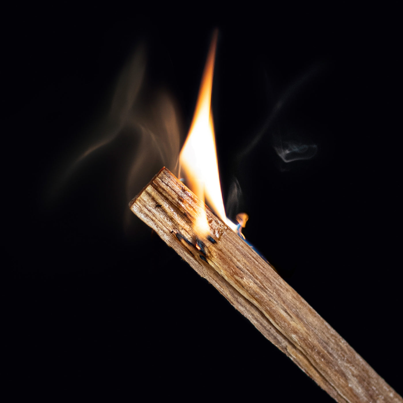 Picture of fat wood on fire. 