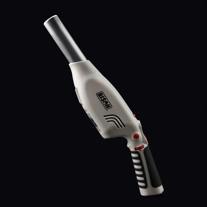 Picture of a white Airlighter 420 from side angle.