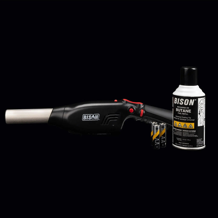 Picture showing Airlighter 420, 3x AA batteries, and a can of fuel.